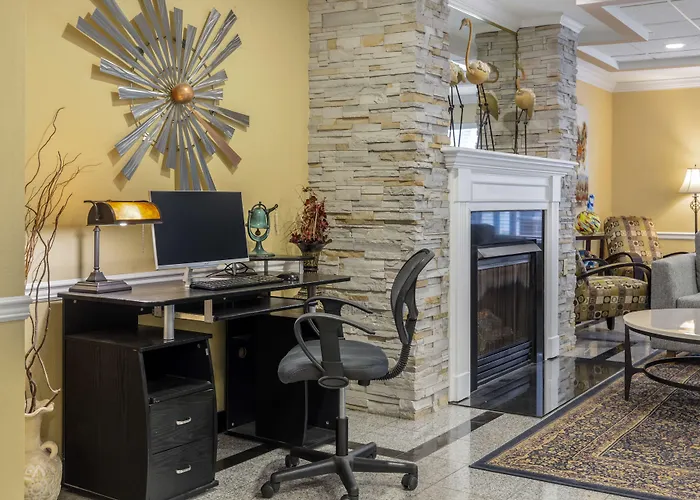 Best Western Plus New England Inn & Suites