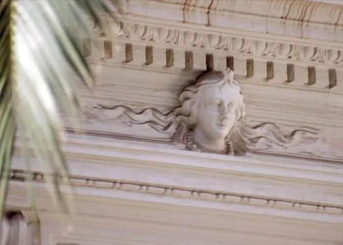 Hotel Flora