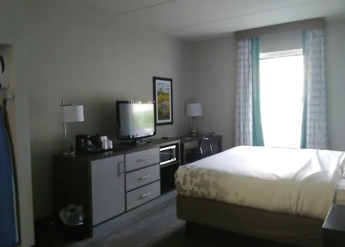 La Quinta By Wyndham Jamestown