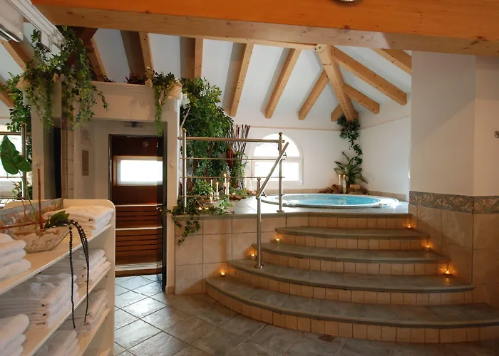 Hotel Faloria Moena