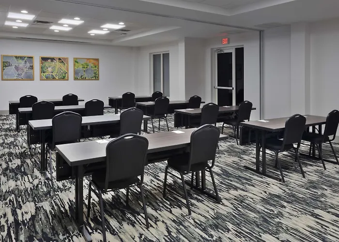 Hilton Garden Inn Birmingham/Lakeshore Drive