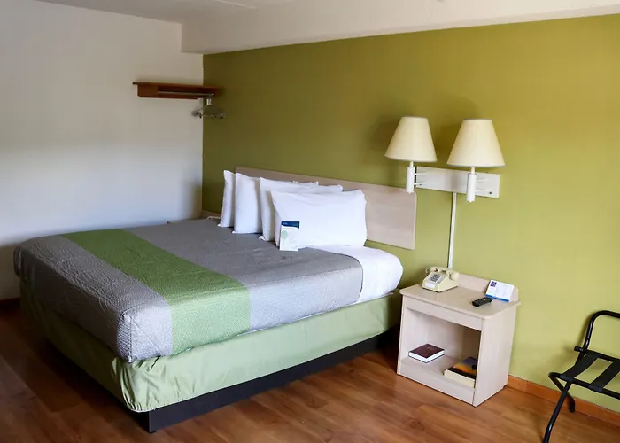 Motel 6-Binghamton, Ny