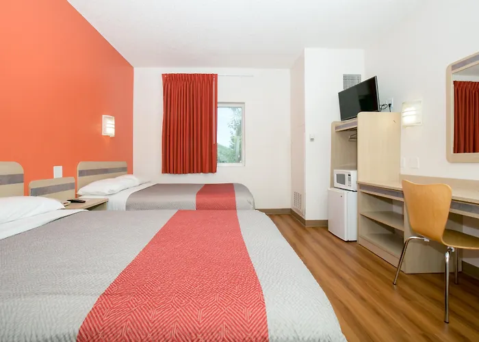 Motel 6-Brooklyn Center, Mn - Minneapolis