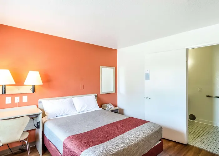 Motel 6-Redding, Ca - Central
