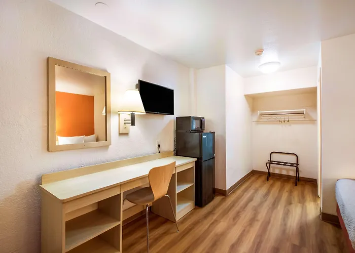 Motel 6-Youngtown, Az - Phoenix - Sun City