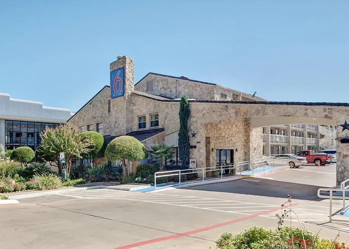 Motel 6-Dallas, Tx - Forest Lane