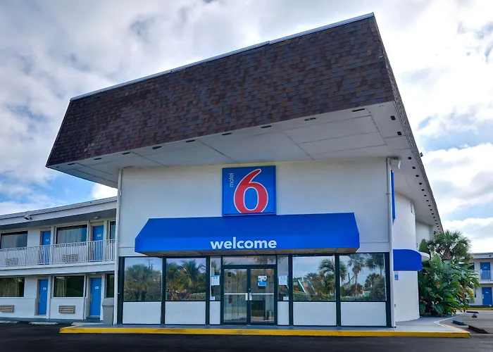 Motel 6-Cocoa Beach, Fl