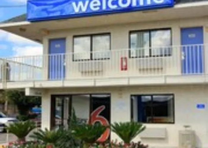 Motel 6-Kingsville, Tx