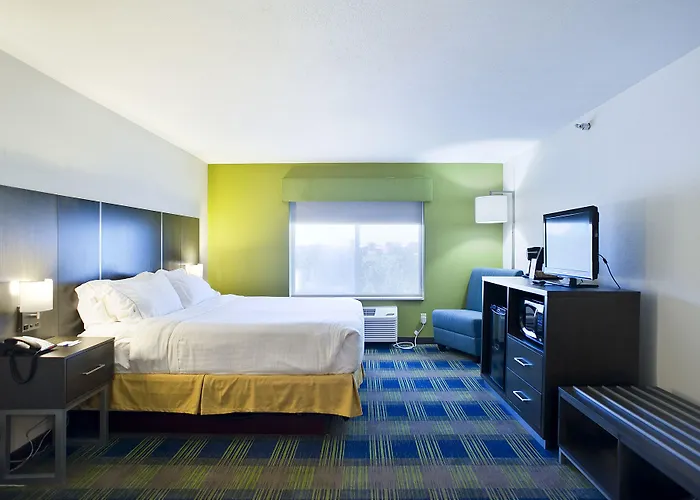 Holiday Inn Express & Suites Vermillion By Ihg