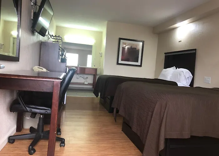 Crossroads Inn