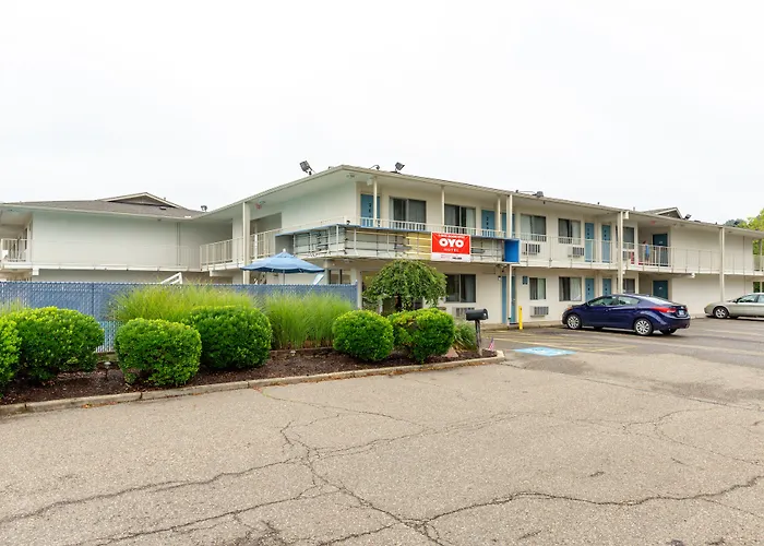 Days Inn By Wyndham New Philadelphia