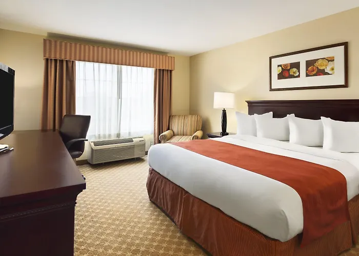 La Quinta Inn & Suites By Wyndam Knoxville West