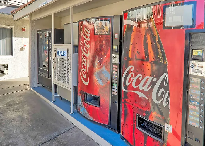 Motel 6-Lancaster, Ca
