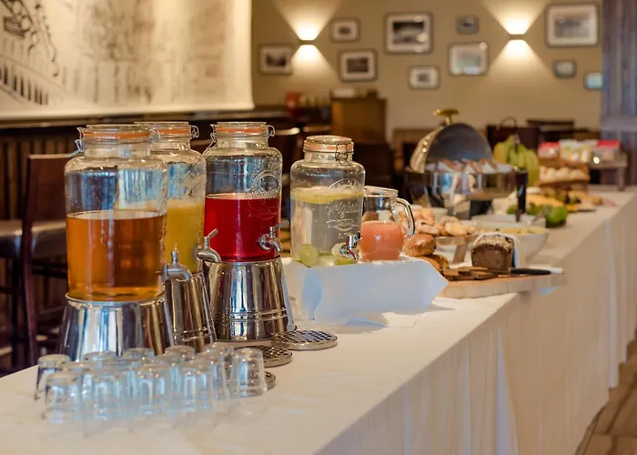 Rochestown Lodge Hotel