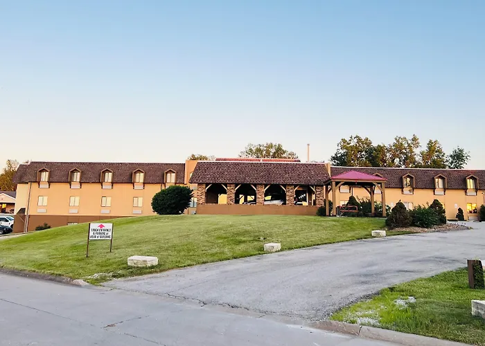Hometown Inn And Suites