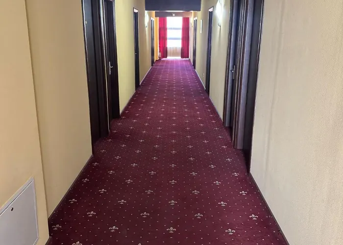 Hotel Yaky Center