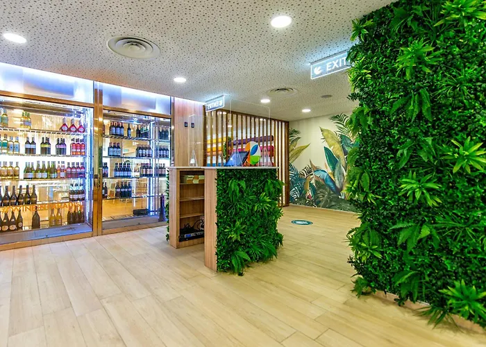 Paradise Park Fun Lifestyle Hotel