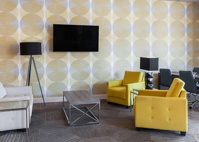 Days Inn & Suites By Wyndham Lancaster Amish Country