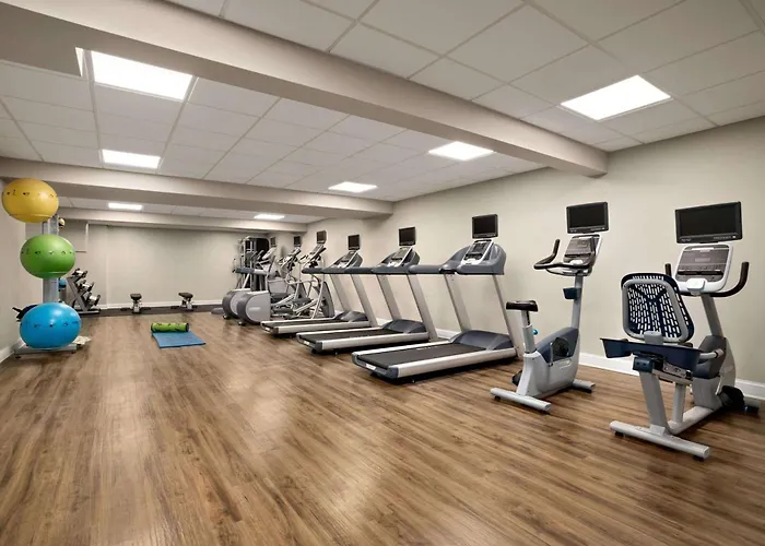 Wyndham Newport Hotel Middletown