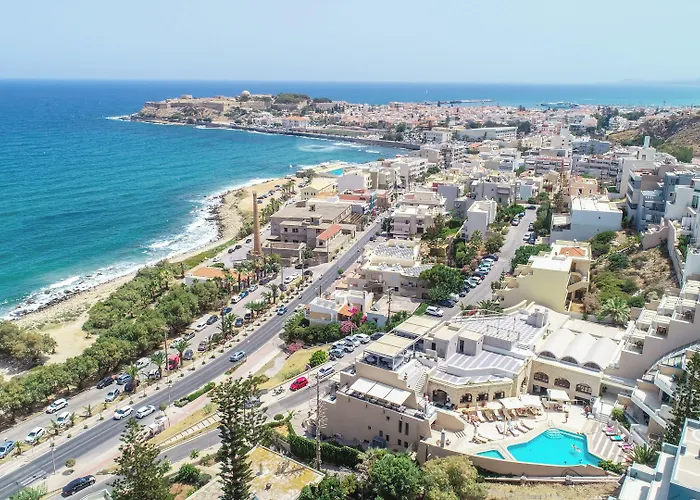 Macaris Suites & Spa