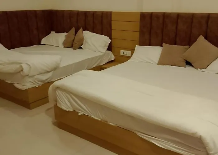 Shriji Hotel