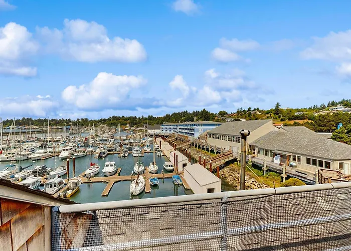 Harbor Hideaway #C301