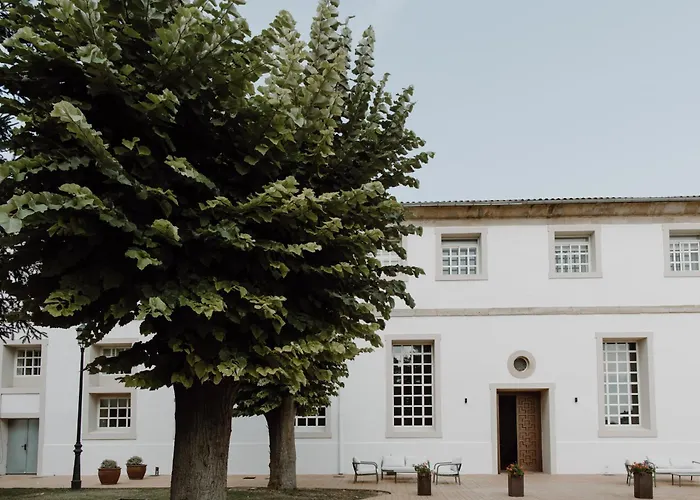 Hotel Convento De Miranda