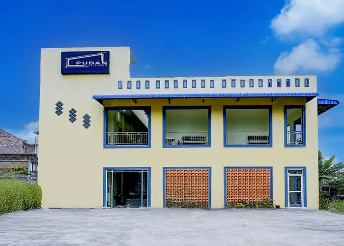 Hotel O Balige City Tugu Juara Monang - 6 Hour Stay