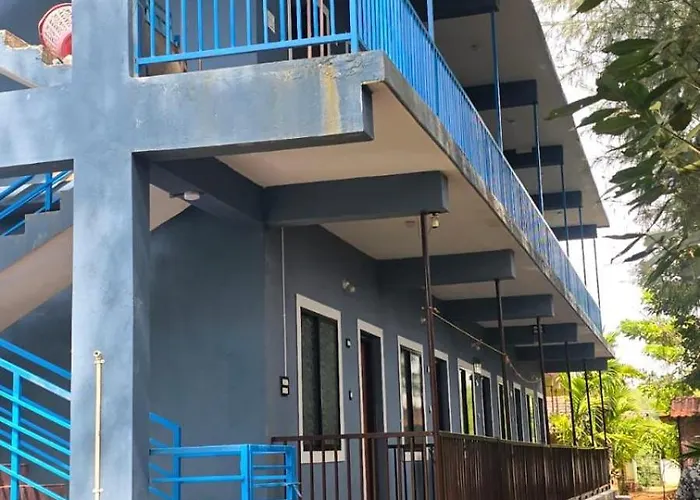 Omisha Beach Stay - Just A 2 Minute Walk To The Beach