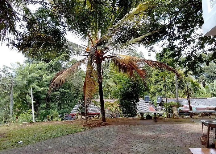 White House Holiday Resort