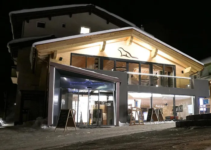 Black Summit Samnaun Boutique Hotel