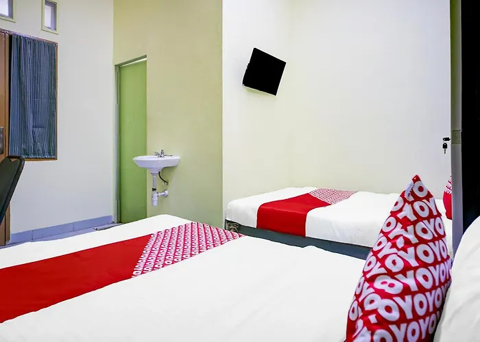 Hotel O Balige City Tugu Juara Monang - 6 Hour Stay