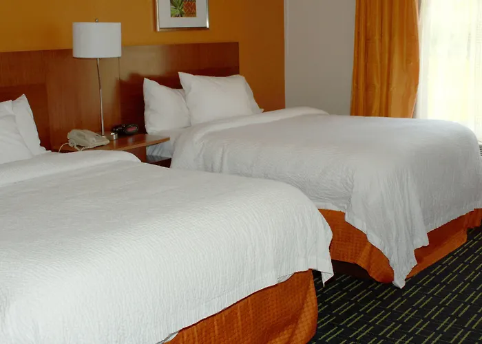 Fairfield Inn & Suites By Marriott Fairmont