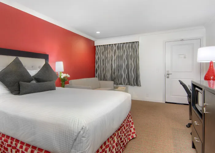 Aggie Inn, An Ascend Collection Hotel