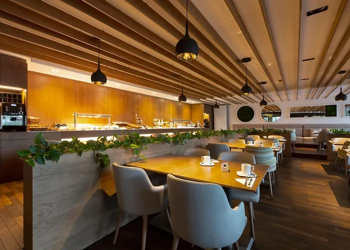 Aimia Hotel