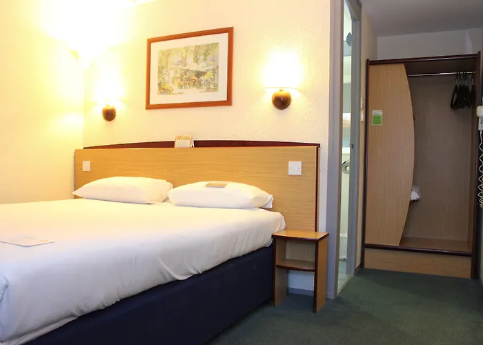 The Crossway Hotel, Coventry Walsgrave, Part Of Ag Collection