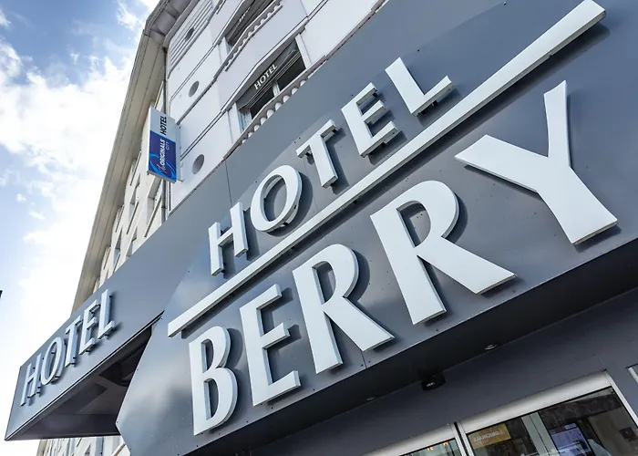 Hotel The Originals City Le Berry - Proche Centre-Ville - Gare