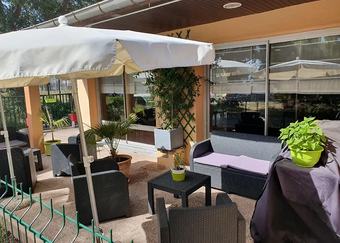 Campanile NATURE - Martigues