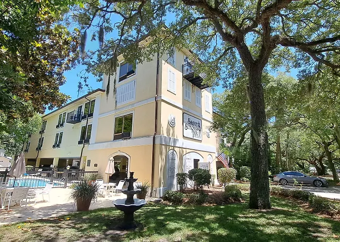 St. Simons Inn
