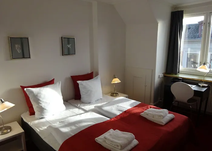 City Hotel Nebo