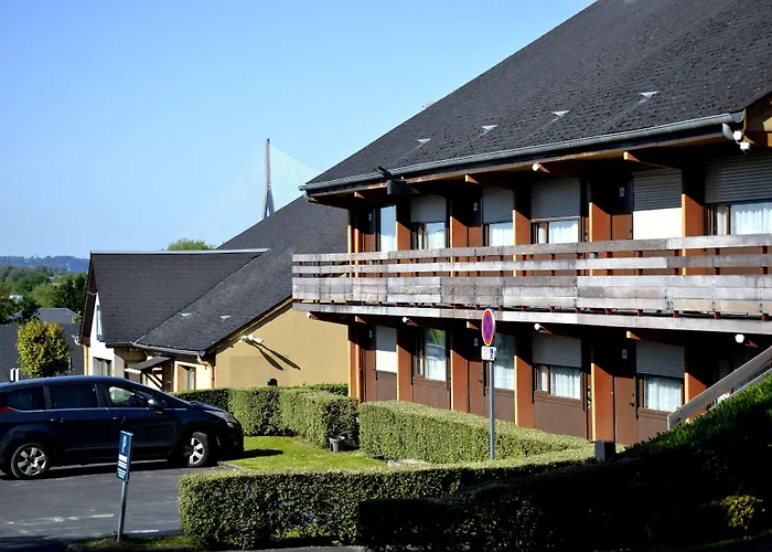 Kyriad Honfleur - La Riviere Saint Sauveur