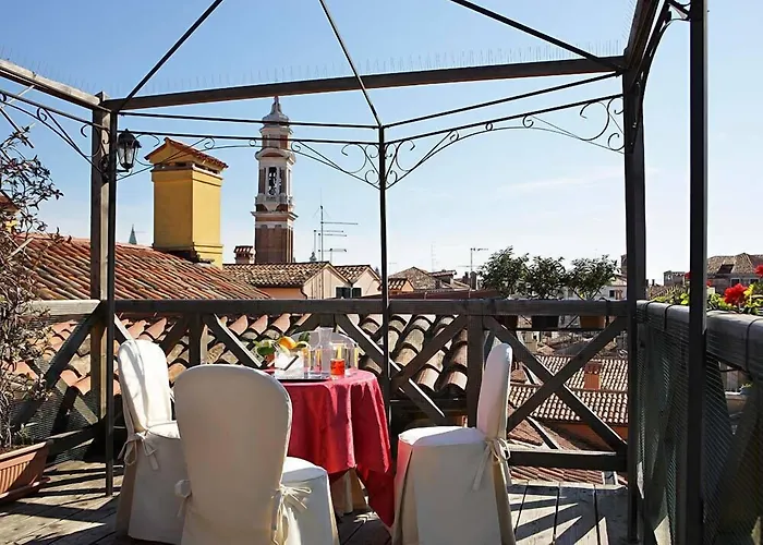Hotel Ca' D'Oro - Wenice Deep Culture