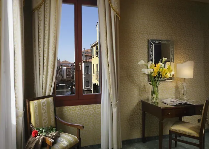 Hotel Ca' D'Oro - Wenice Deep Culture