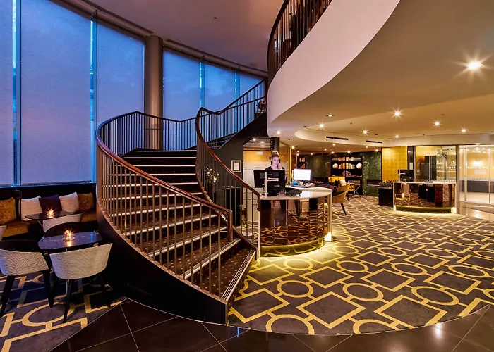 Bolton Hotel