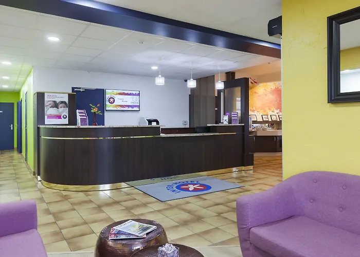 Brit Hotel Confort Cambrai
