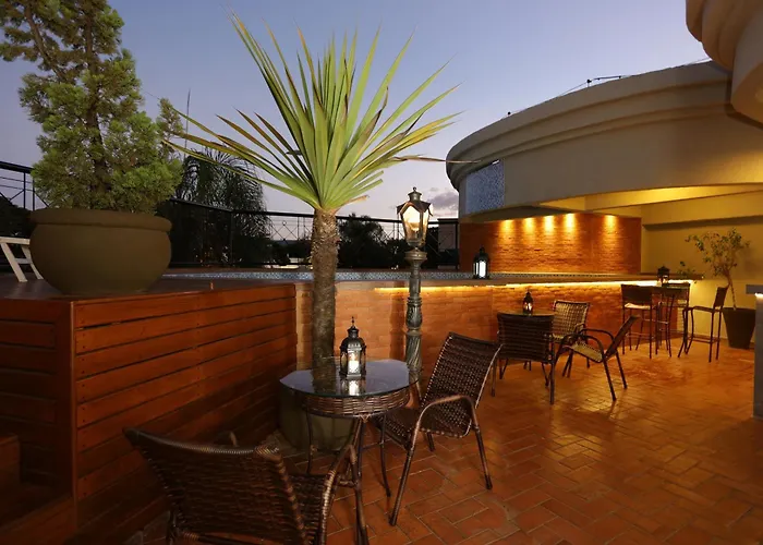 Oasis Plaza Hotel