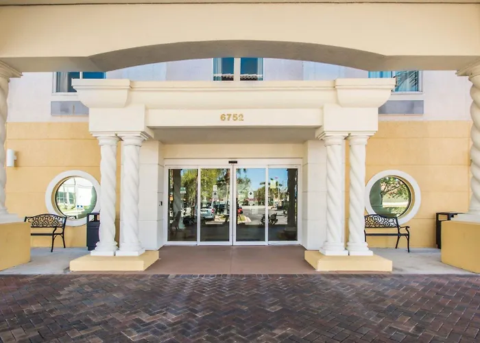 Comfort Inn & Suites Jupiter I-95