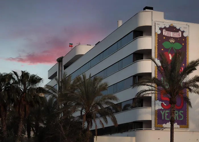 Pacha Hotel