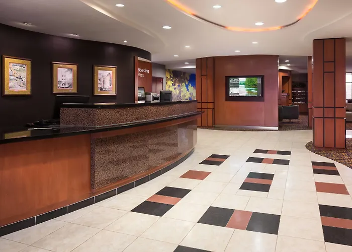 Courtyard By Marriott Columbia