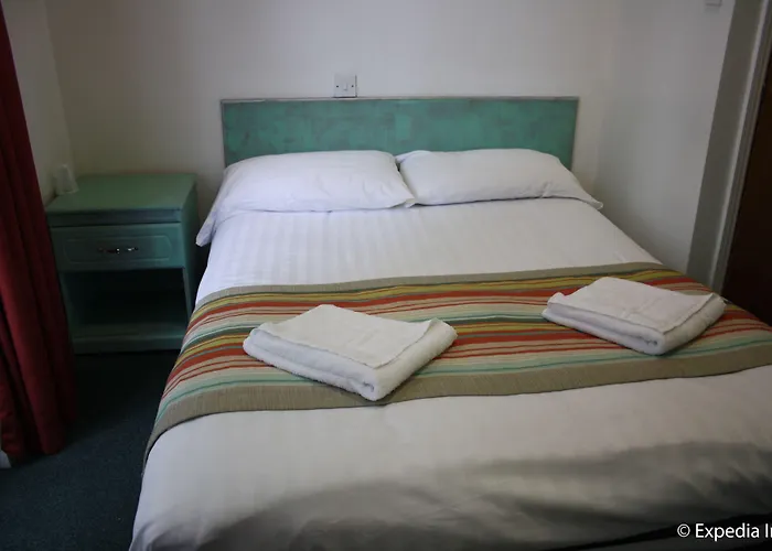 Howard Winchester Hotel